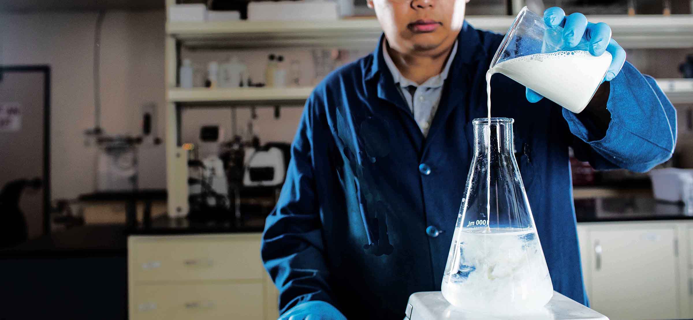 Read more about the article Presentazione di AquiFix™ – Il primo elettrodonatore solido a microscala al mondo per la bonifica da solventi clorurati
