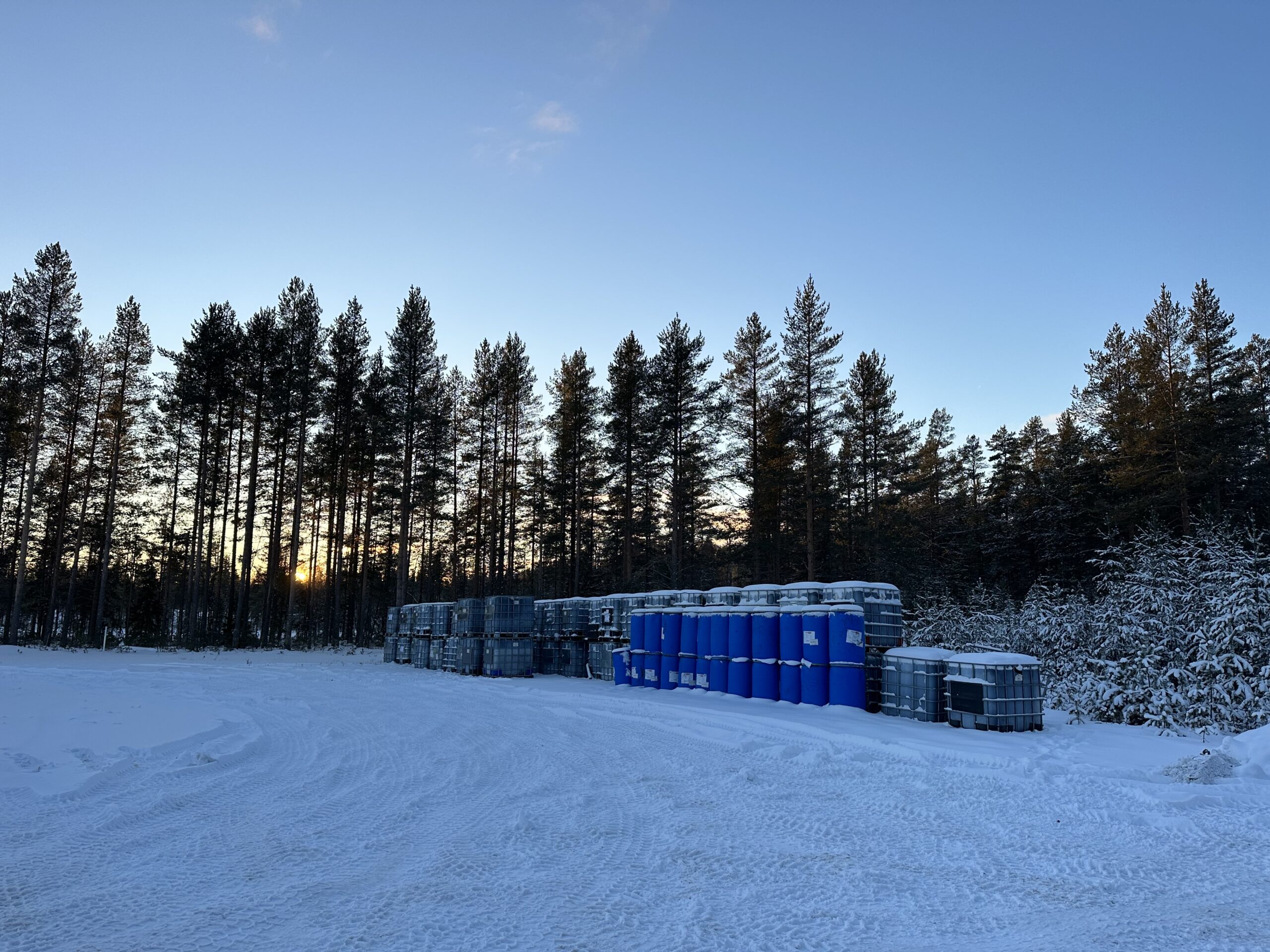 Read more about the article In situ PFAS remediation in the snow: the application and validation results of a PlumeStop barrier installed at a Swedish airport