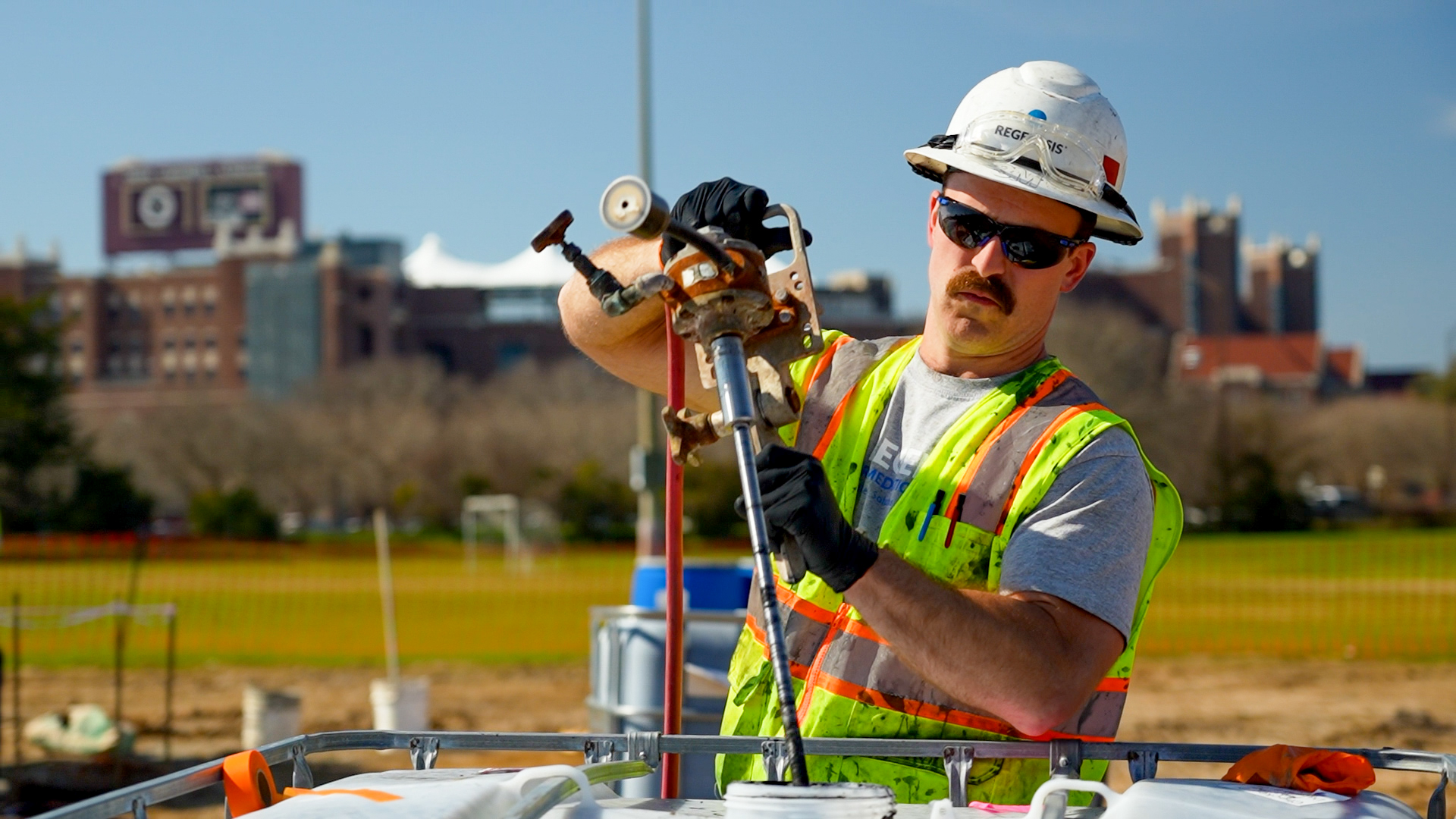 Read more about the article Een nieuwe methode voor de sanering van petroleum koolwaterstoffen
